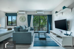 Studio Apartment by the Sea E413
